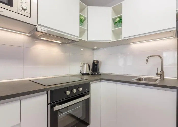 Luxury Duplex In Los Cristianos , 6 Pax